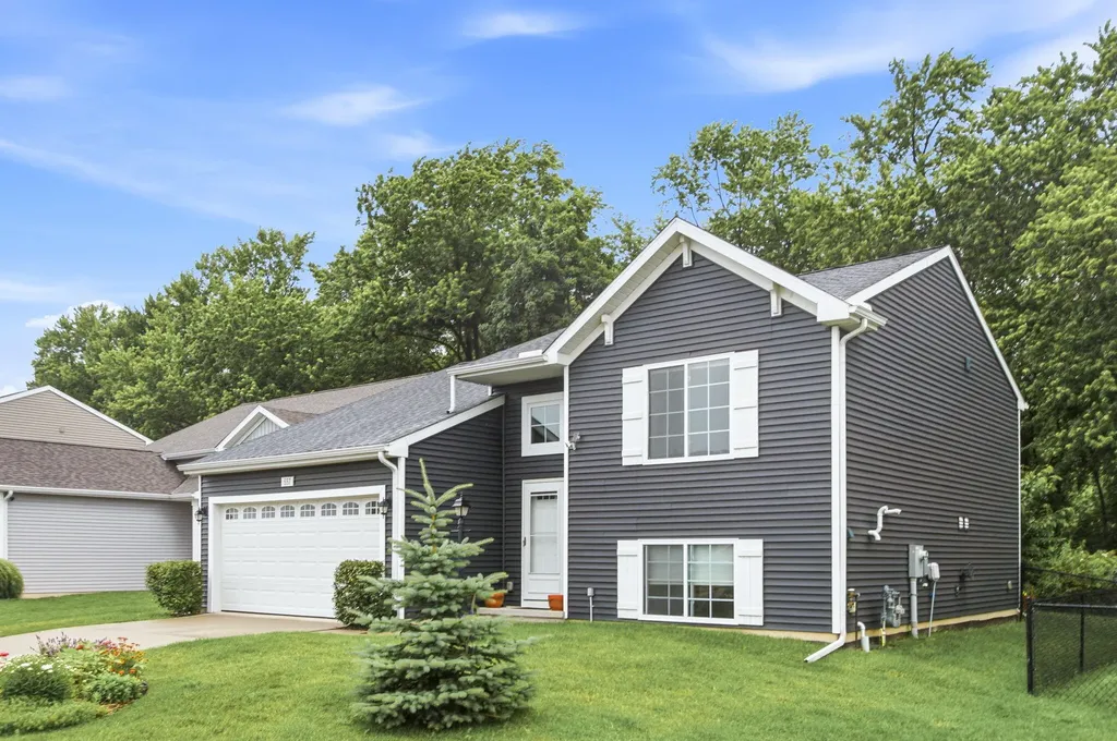 557 Swan River Drive Benton Charter Township MI 49022