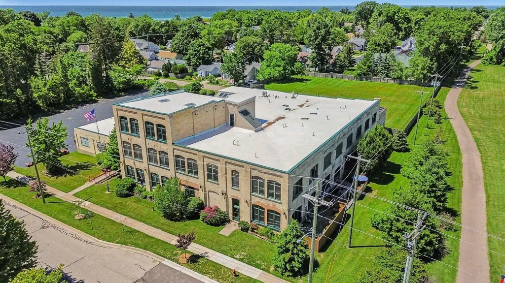 125 Elkenburg Street South Haven City MI 49090