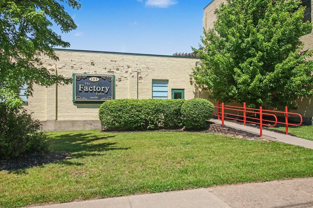 125 Elkenburg Street South Haven City MI 49090