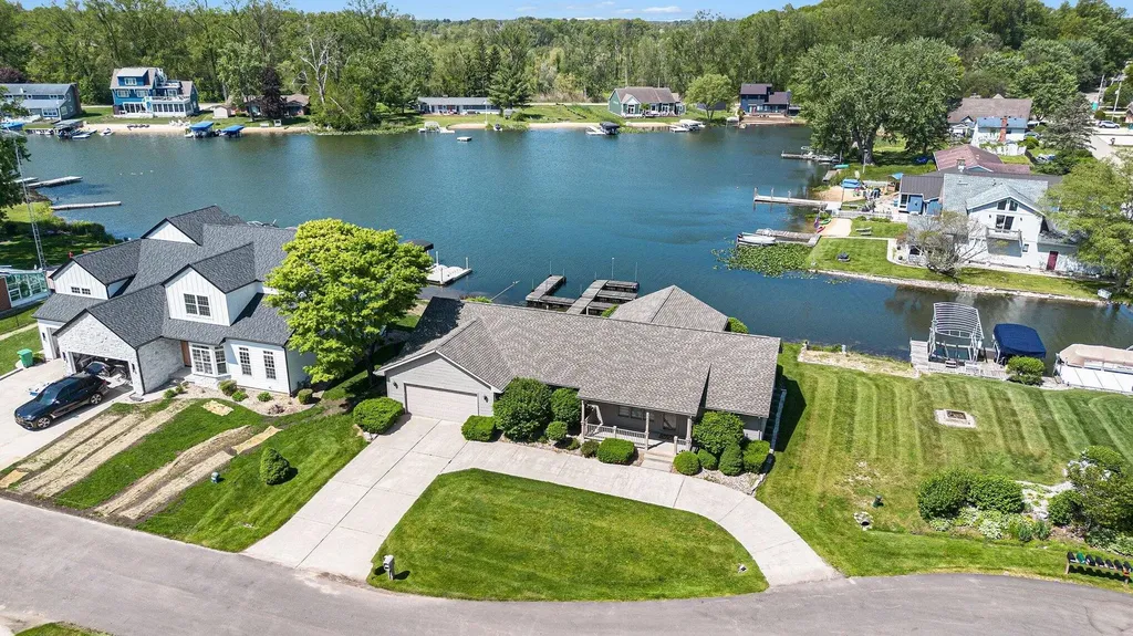 62546 Diamond View Drive Calvin Township MI 49031