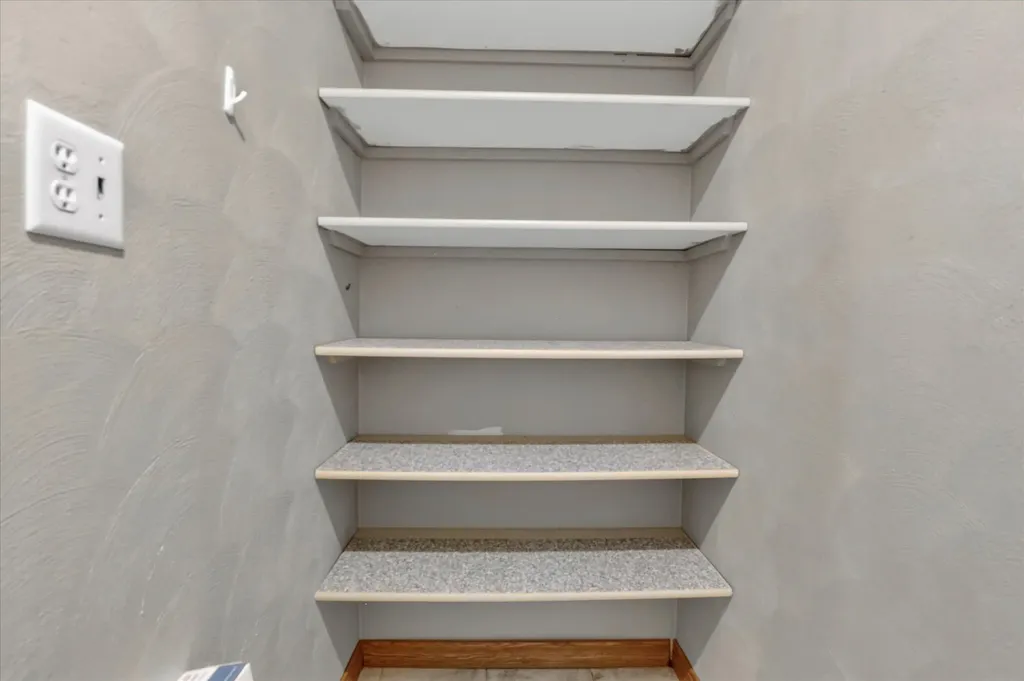 56800 Bow Drive Lockport Township MI 49093
