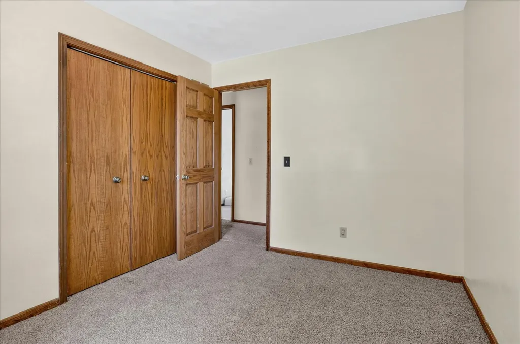 56800 Bow Drive Lockport Township MI 49093