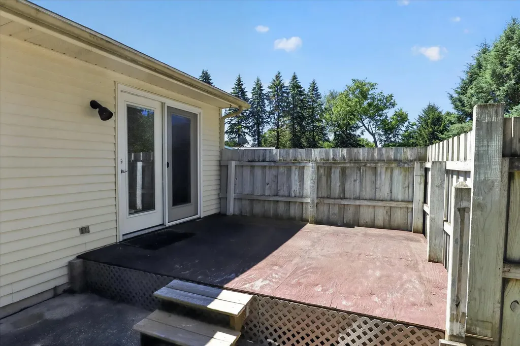 56800 Bow Drive Lockport Township MI 49093