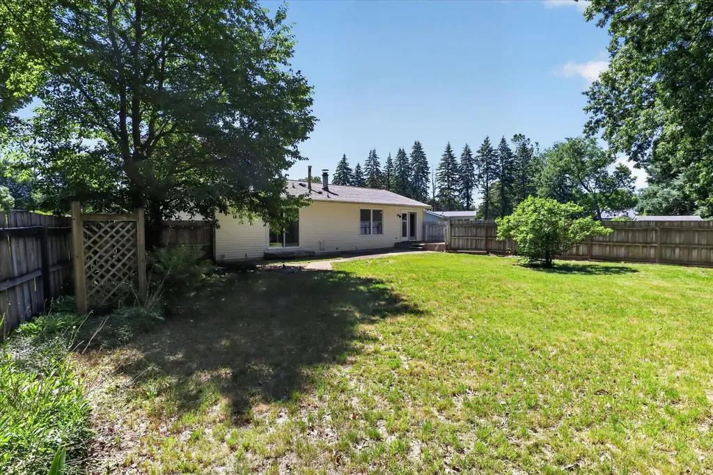 56800 Bow Drive Lockport Township MI 49093