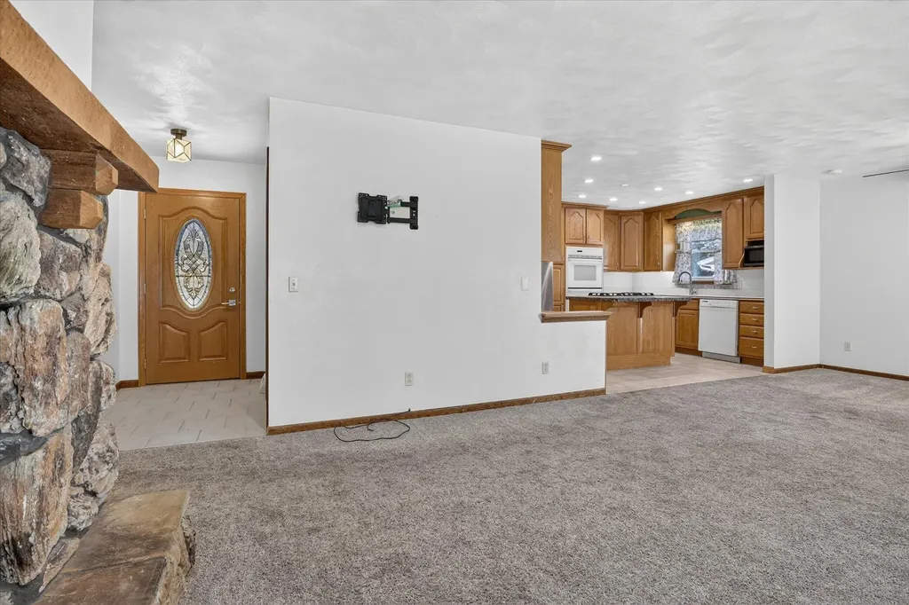 56800 Bow Drive Lockport Township MI 49093