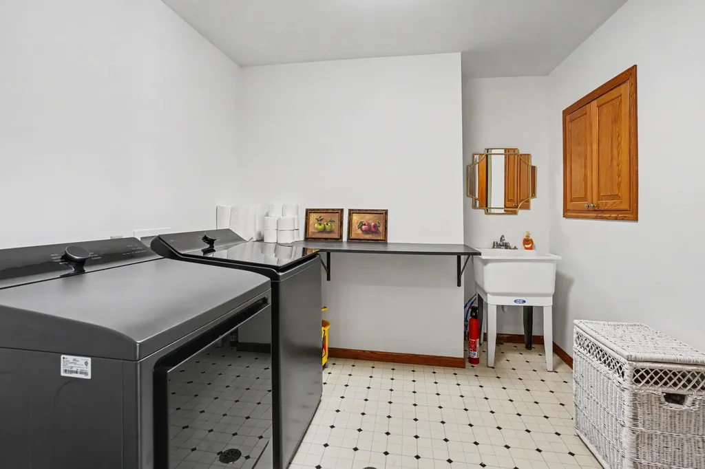 7019 109th Avenue Casco Township MI 49090