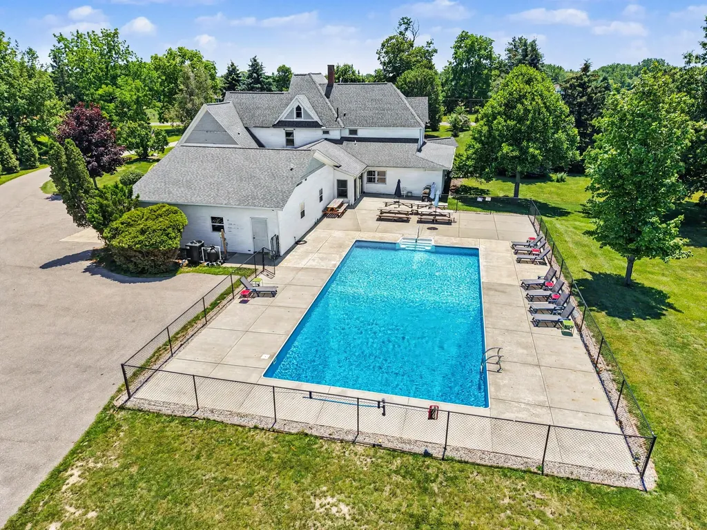 7019 109th Avenue Casco Township MI 49090