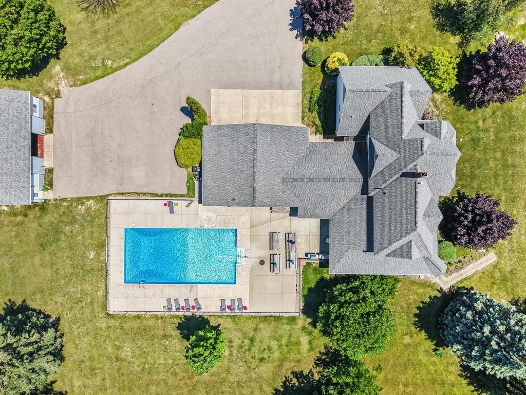 7019 109th Avenue Casco Township MI 49090