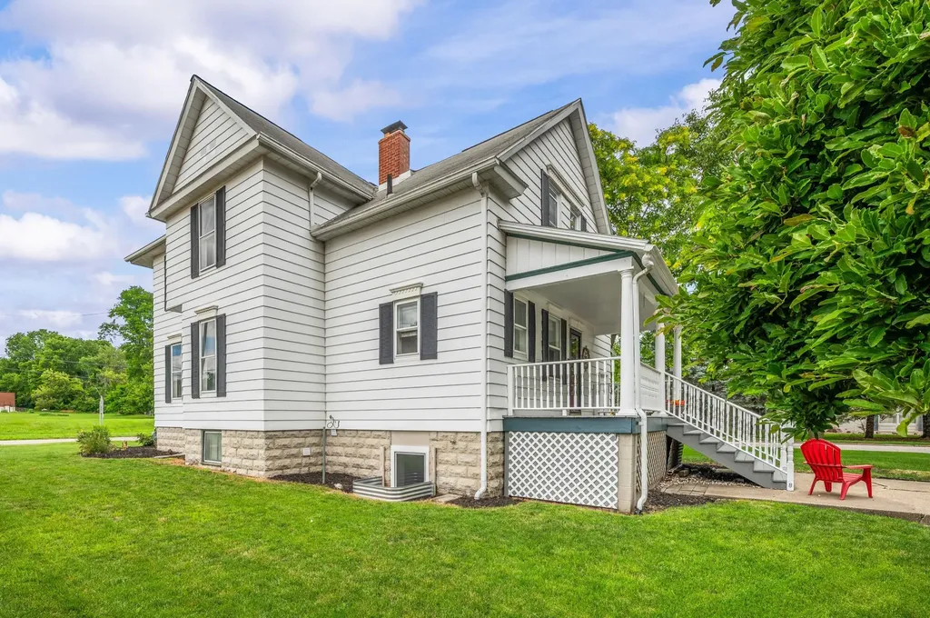 103 S Lincoln Avenue Niles City MI 49120