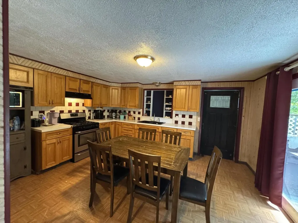 52985 Twin Lakeview Drive Wayne Township MI 49047