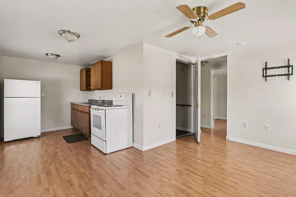 4737 Territorial Road Benton Charter Township MI 49022