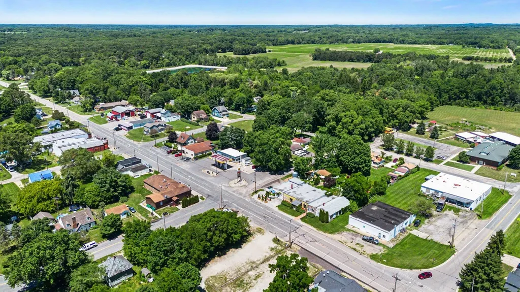 4737 Territorial Road Benton Charter Township MI 49022