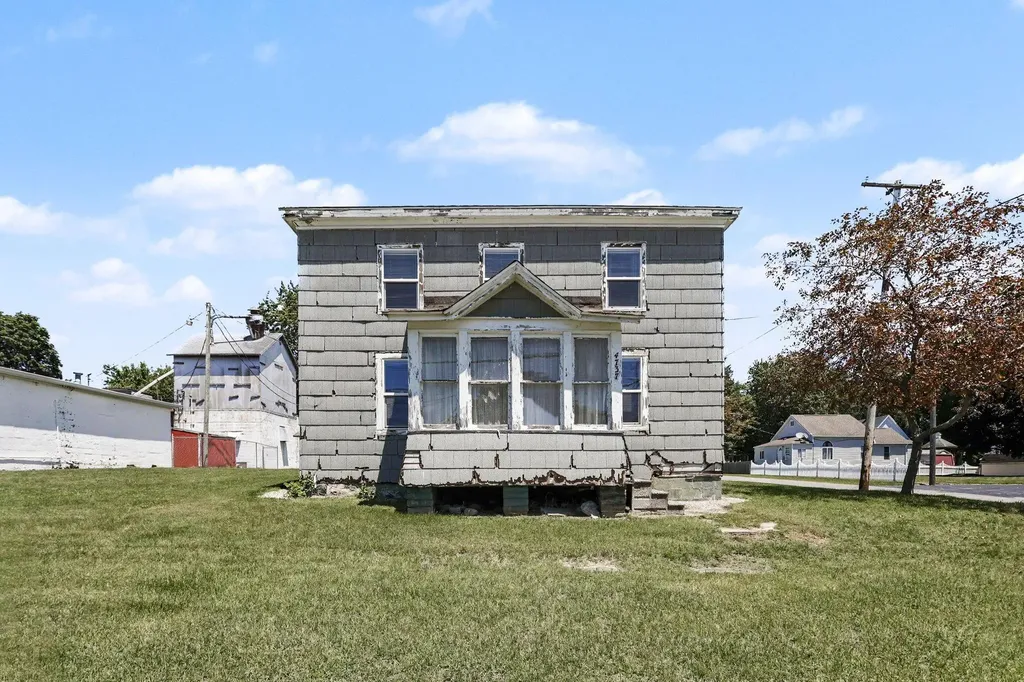 4737 Territorial Road Benton Charter Township MI 49022