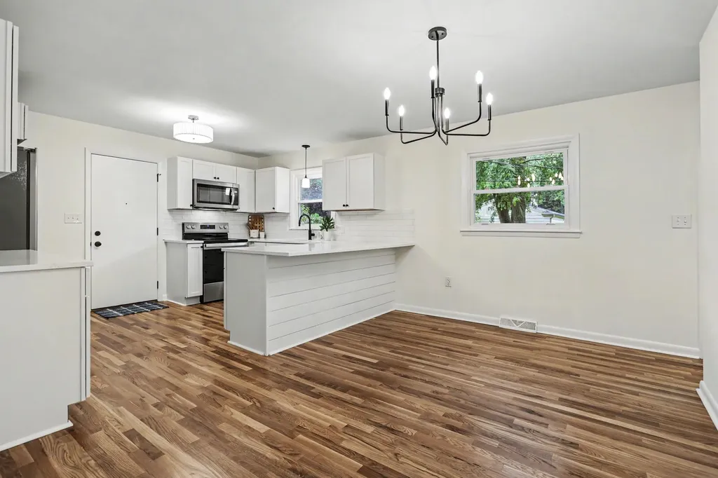 1350 N Aurilla Drive St. Joseph Charter Township MI 49085