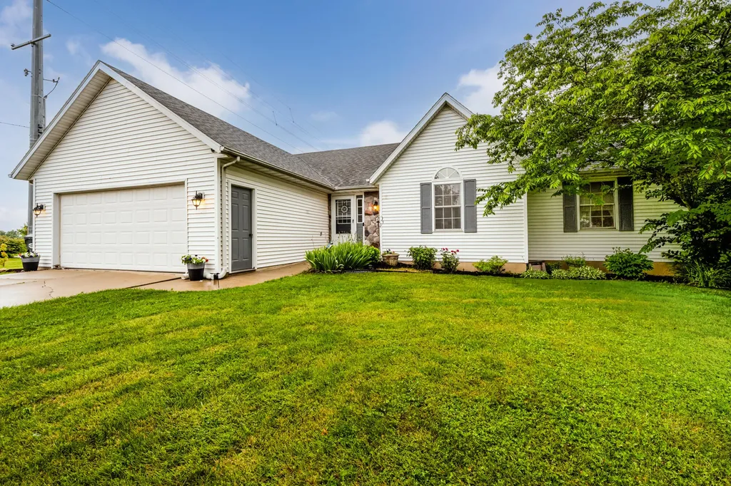 6515 Niagara Circle Lincoln Charter Township MI 49127