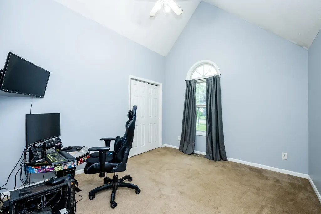 6515 Niagara Circle Lincoln Charter Township MI 49127