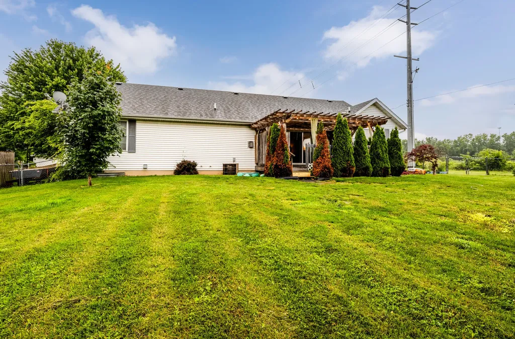 6515 Niagara Circle Lincoln Charter Township MI 49127