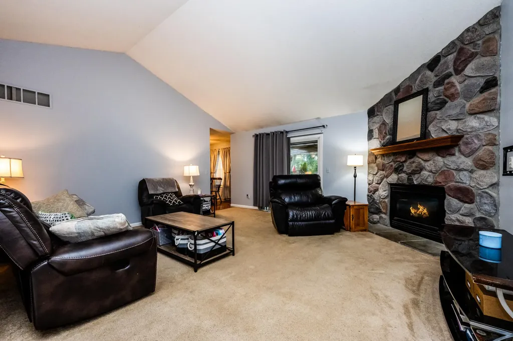 6515 Niagara Circle Lincoln Charter Township MI 49127