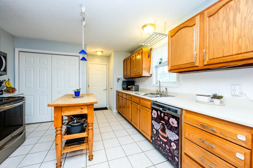 6515 Niagara Circle Lincoln Charter Township MI 49127