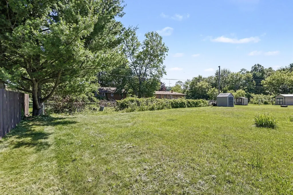 3430 Cedar Lane Lake Charter Township MI 49106