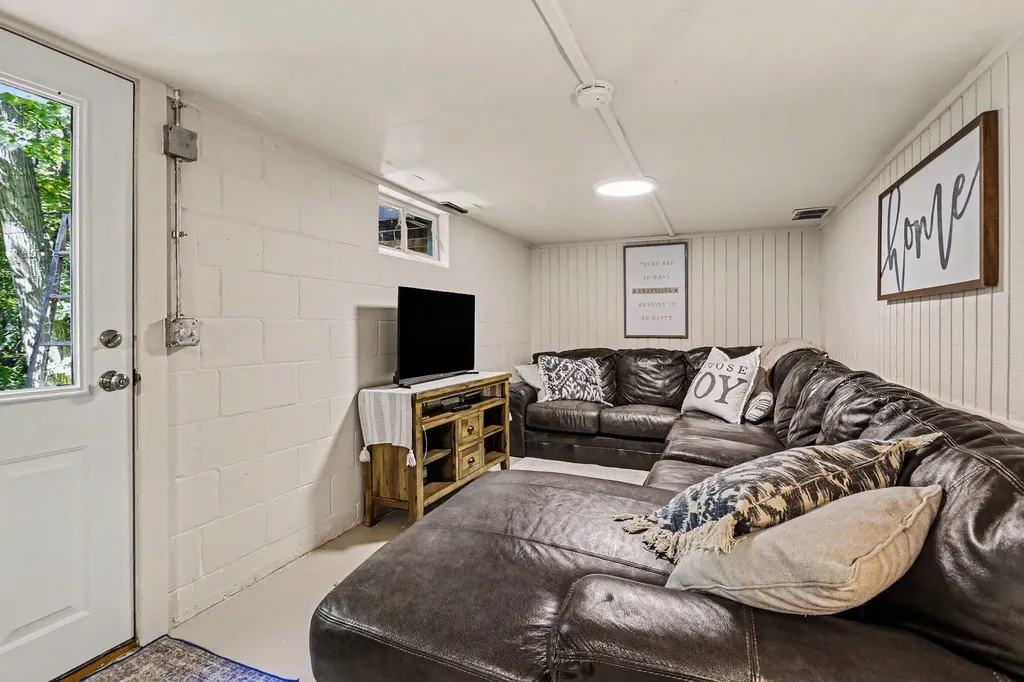 3010 Bonnie Lane St. Joseph City MI 49085