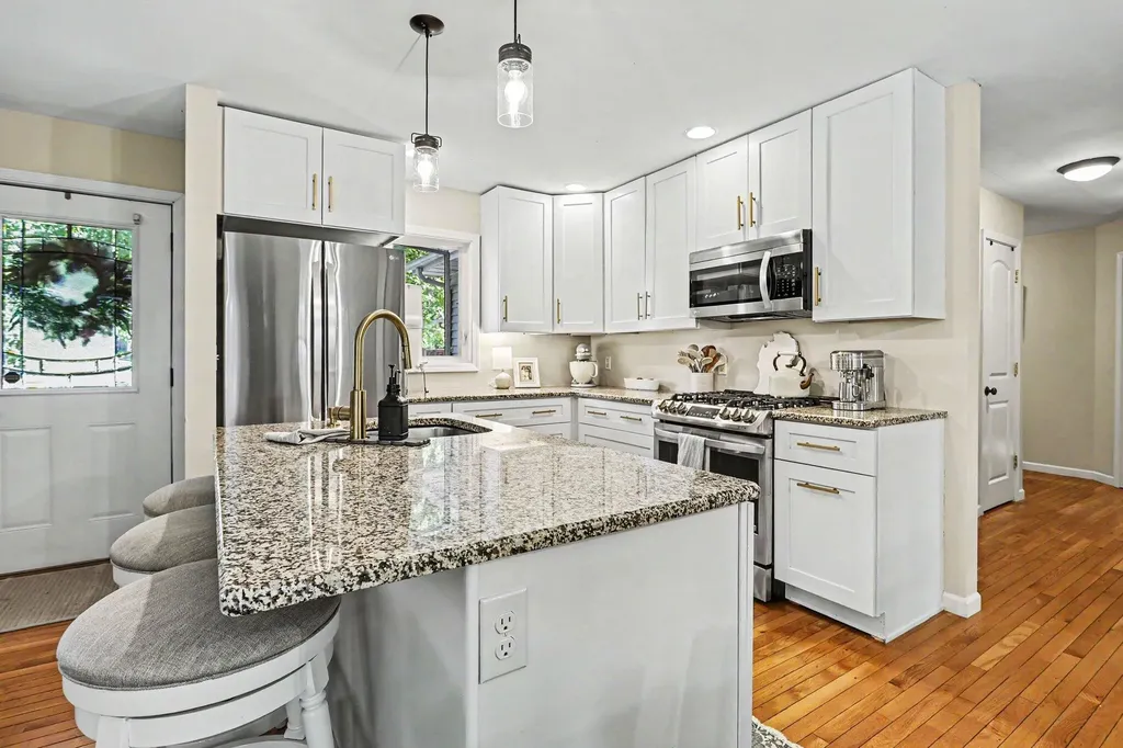 3010 Bonnie Lane St. Joseph City MI 49085