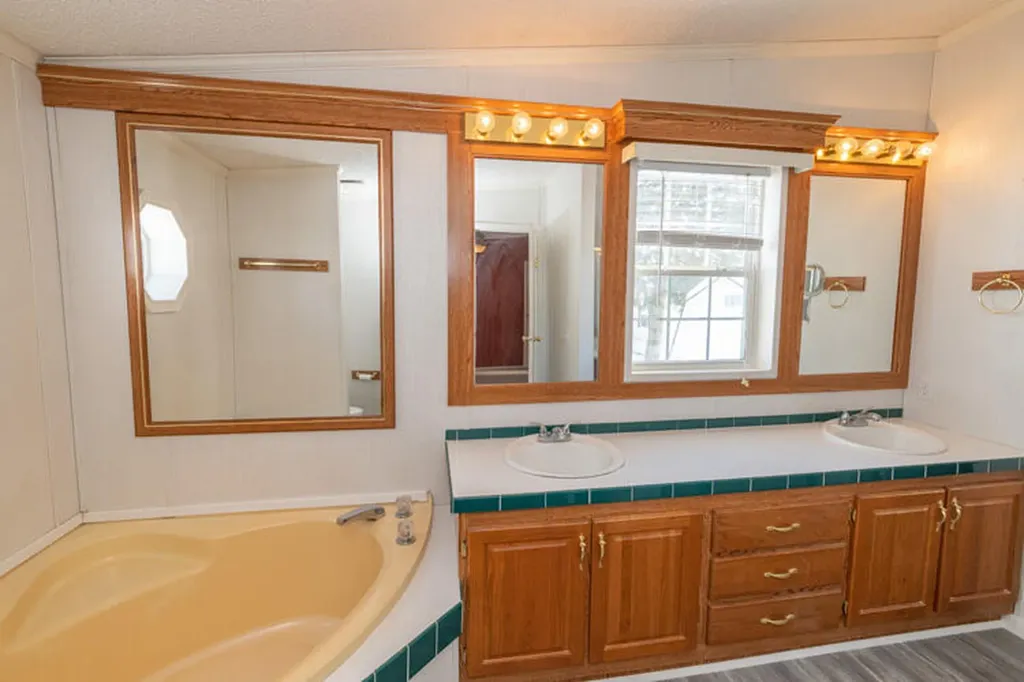 69205 Garver Lake Road Ontwa Township MI 49112