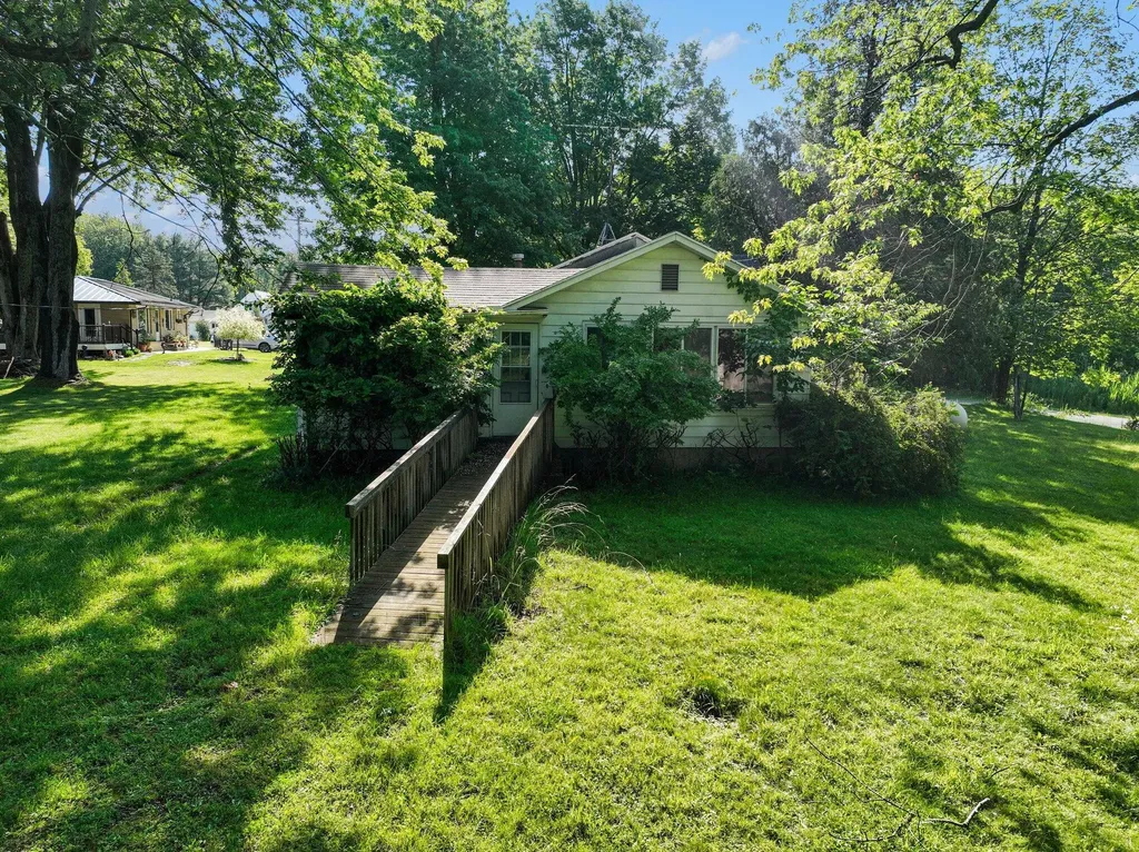 1401 71st Street Ganges Township MI 49408