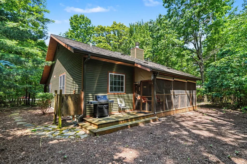 14279 Wildwood Lane Chikaming Township MI 49115