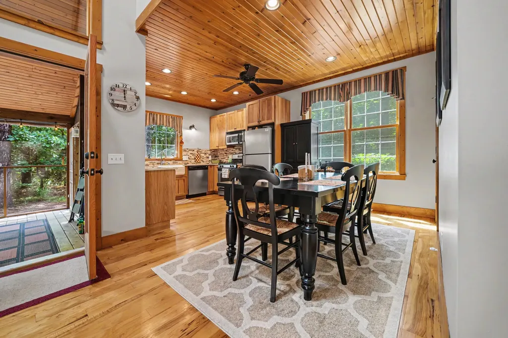 14279 Wildwood Lane Chikaming Township MI 49115