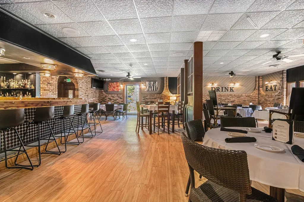 16710 Lakeshore Road New Buffalo Township MI 49129