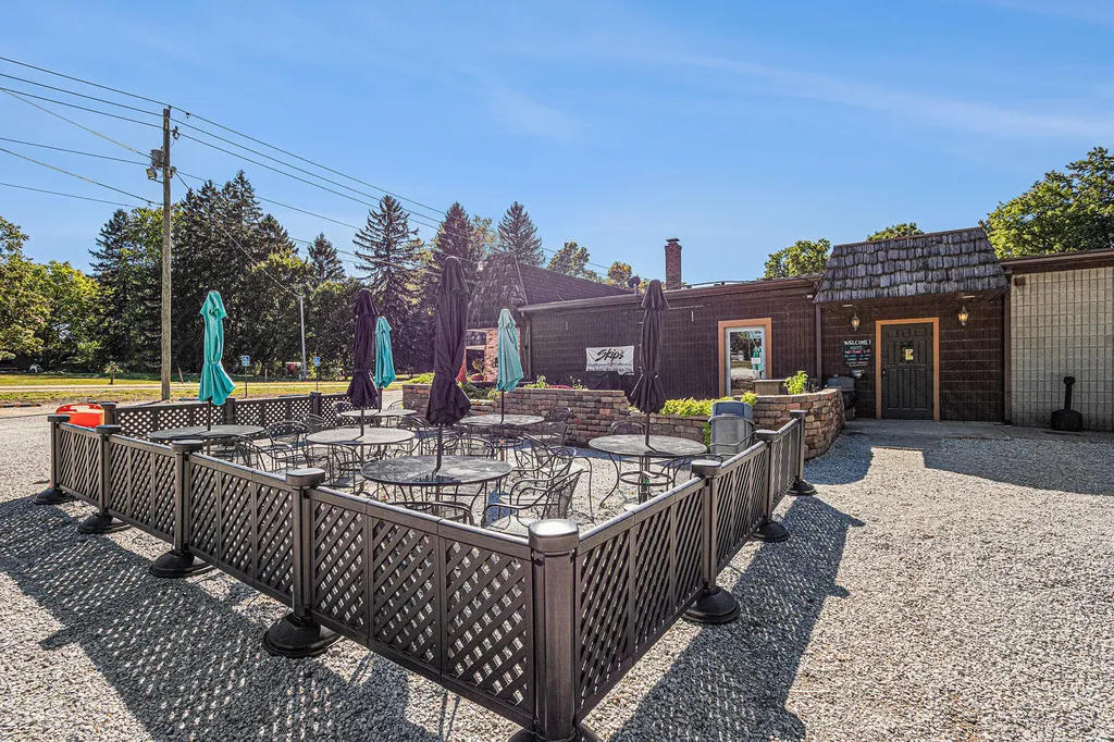 16710 Lakeshore Road New Buffalo Township MI 49129