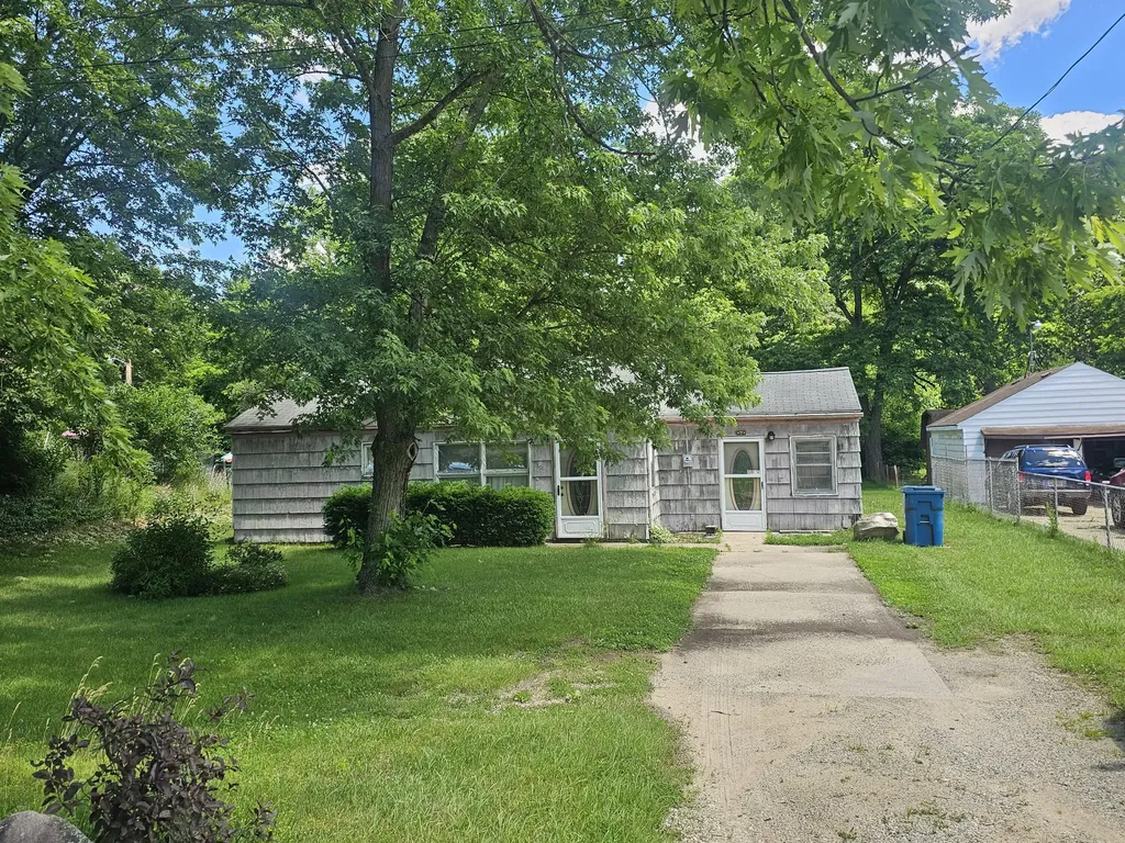 2439 S 13th Street Niles Township MI 49120