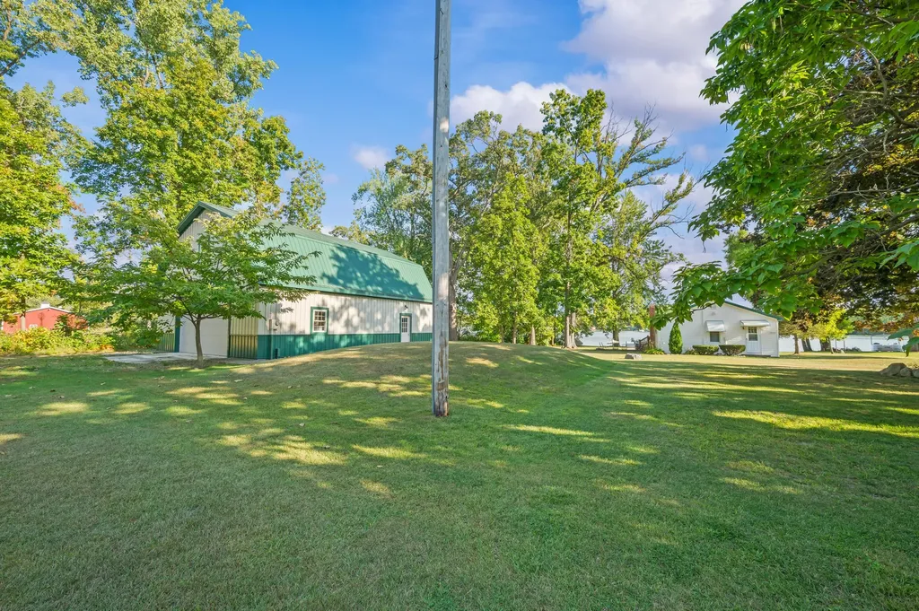 28195 Blackberry Lane Burr Oak Township MI 49091