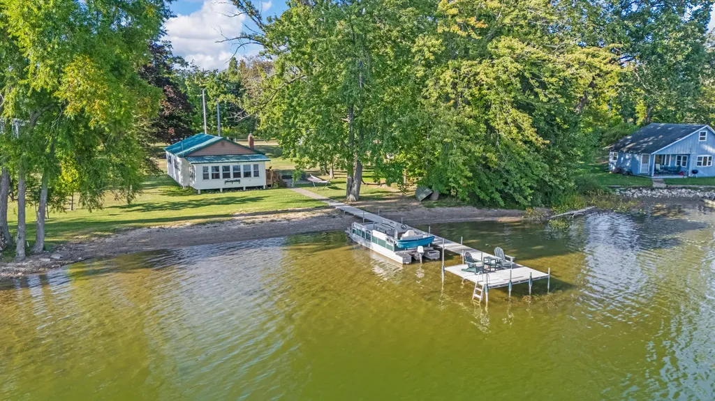 28195 Blackberry Lane Burr Oak Township MI 49091