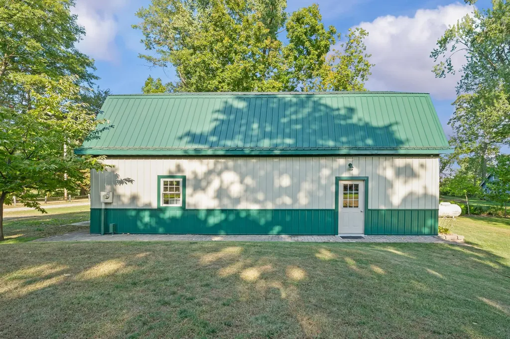 28195 Blackberry Lane Burr Oak Township MI 49091