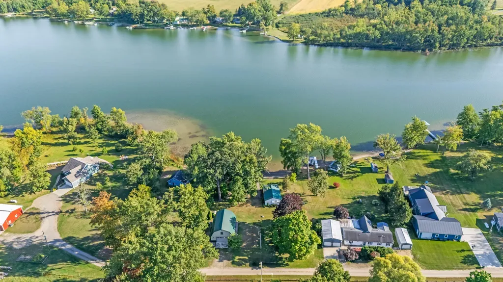 28195 Blackberry Lane Burr Oak Township MI 49091