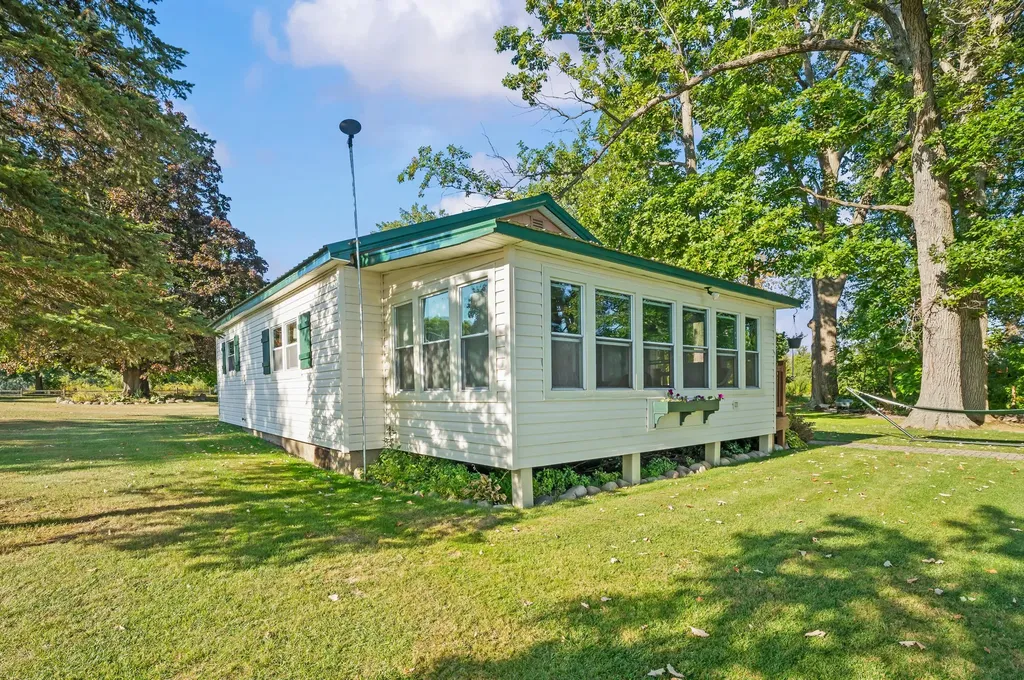 28195 Blackberry Lane Burr Oak Township MI 49091