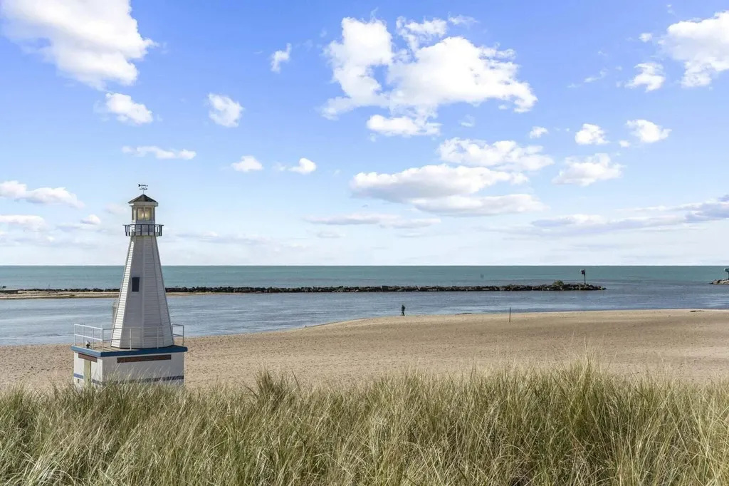 19 Lighthouse Point New Buffalo City MI 49117