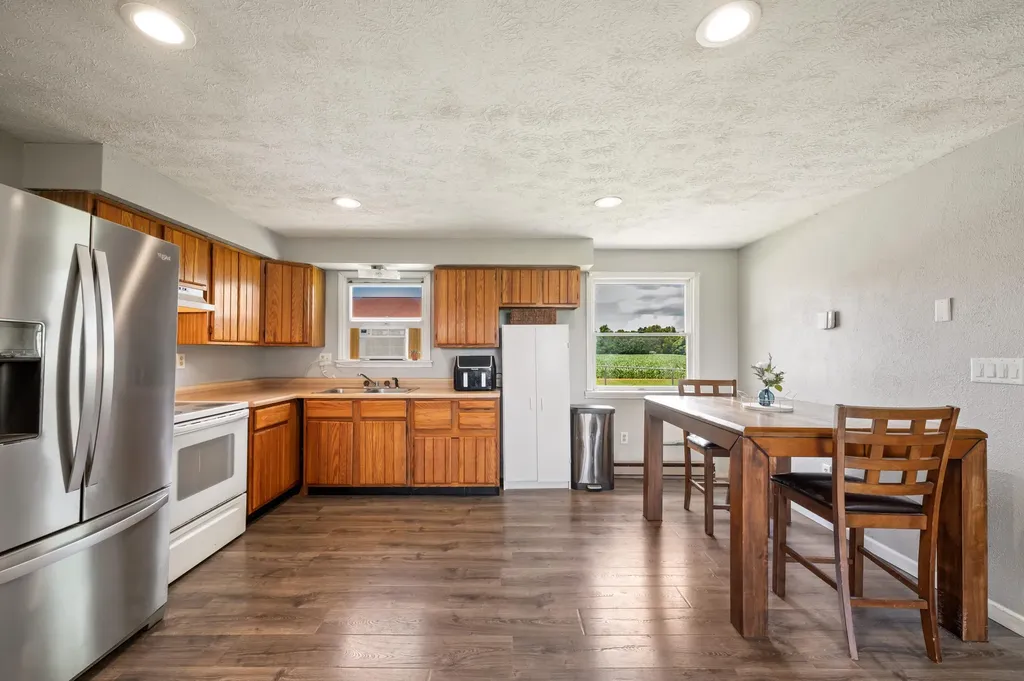 28644 Elm Street Silver Creek Township MI 49047