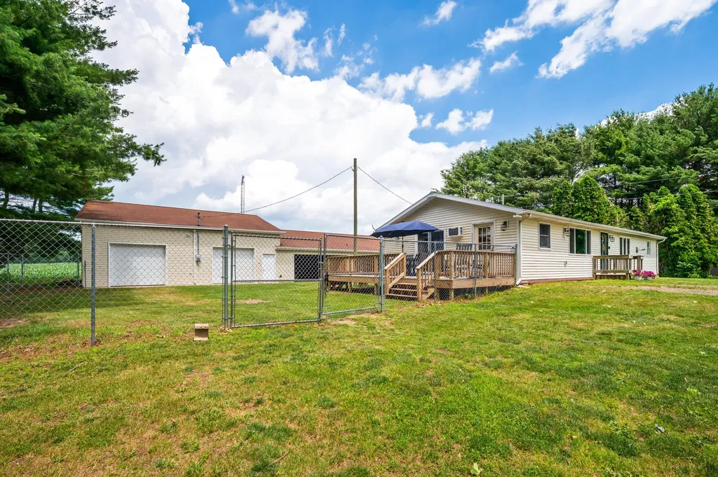 28644 Elm Street Silver Creek Township MI 49047