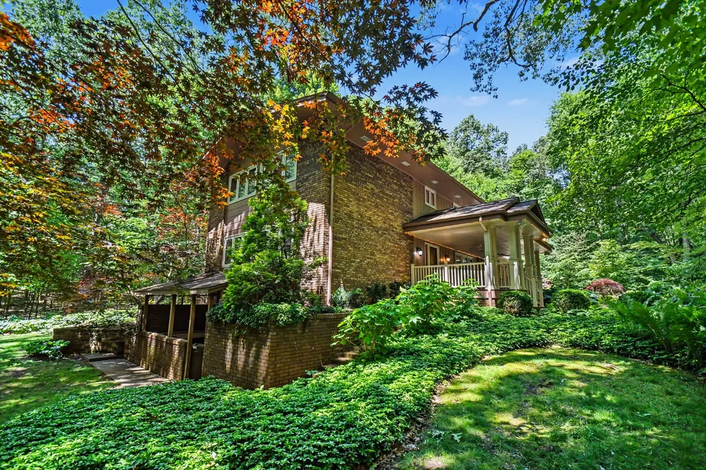 11180 Jones Road Berrien Springs Village MI 49103