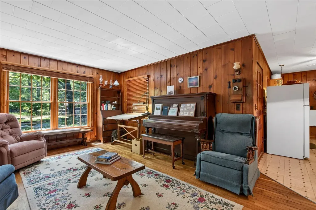 7110 Horseshoe Drive Chikaming Township MI 49128