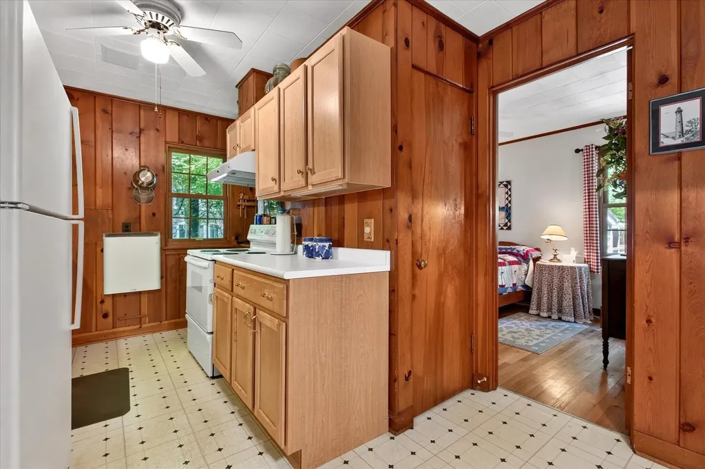 7110 Horseshoe Drive Chikaming Township MI 49128