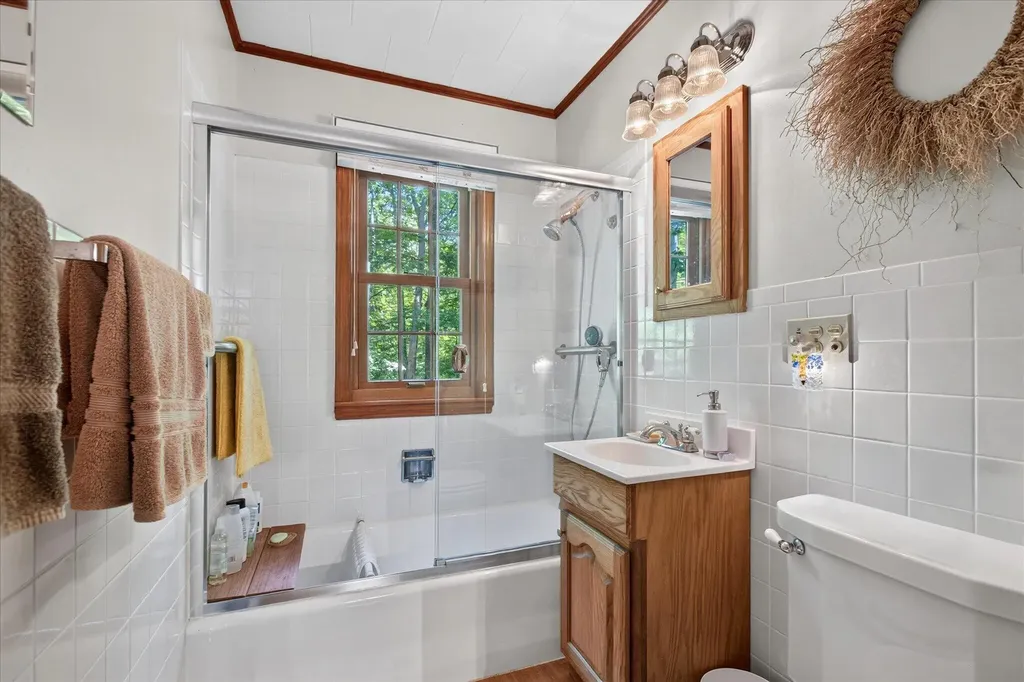 7110 Horseshoe Drive Chikaming Township MI 49128