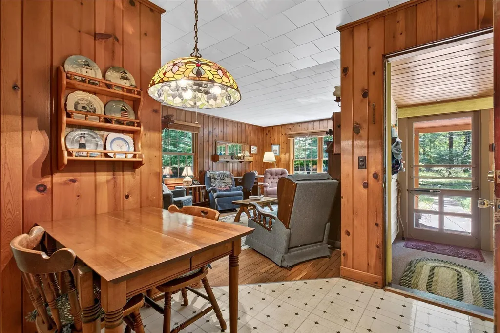 7110 Horseshoe Drive Chikaming Township MI 49128