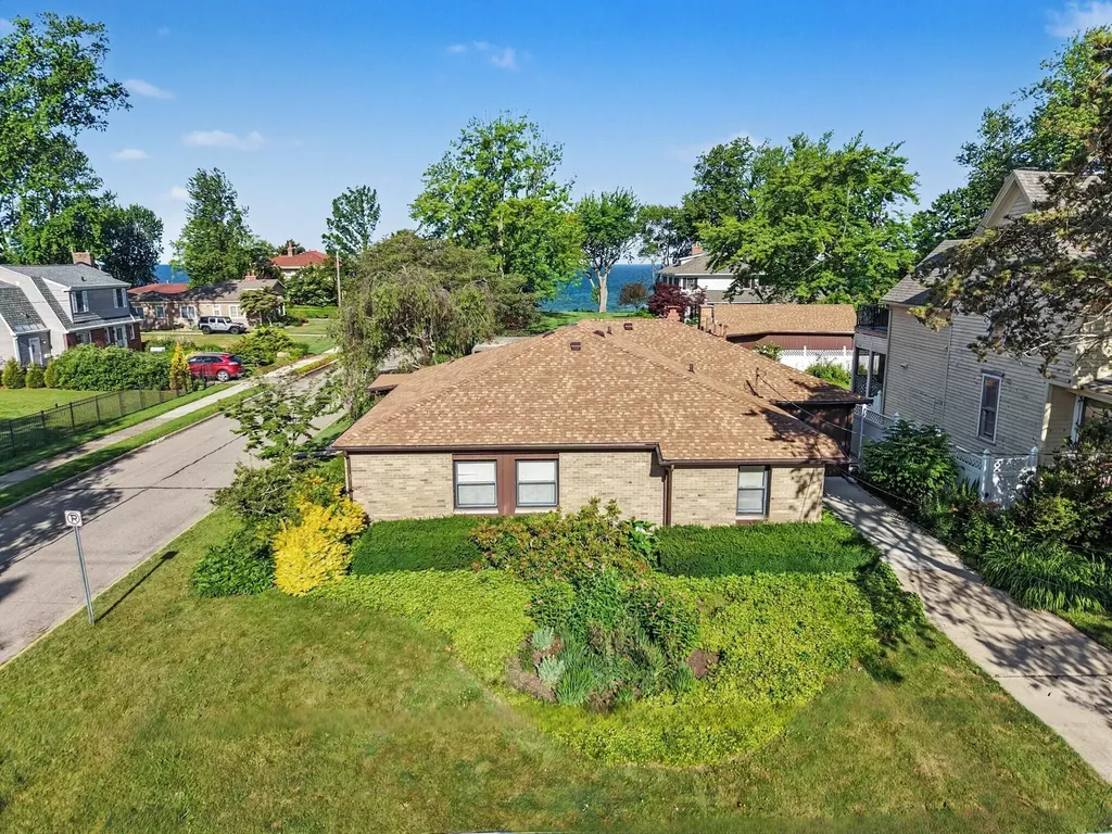 51 Pine Street South Haven City MI 49090