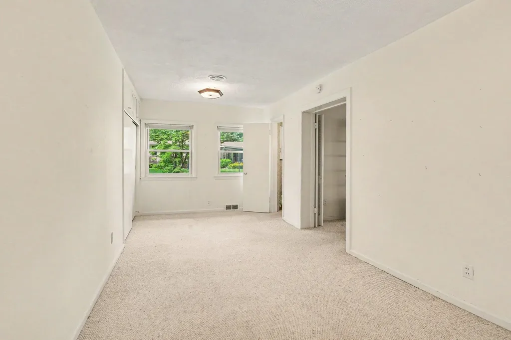 51 Pine Street South Haven City MI 49090