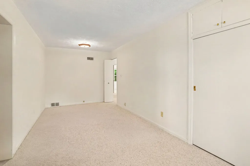 51 Pine Street South Haven City MI 49090
