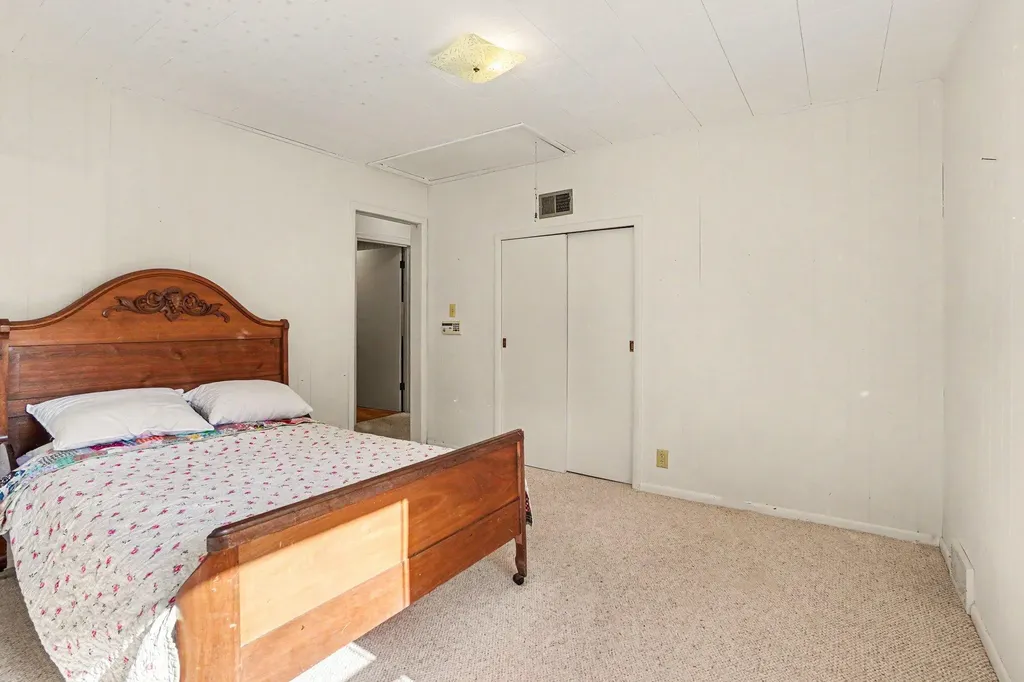 51 Pine Street South Haven City MI 49090